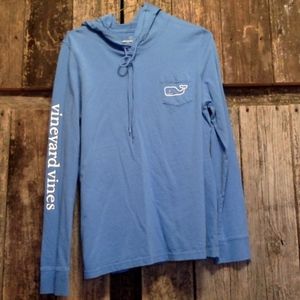 Vineyard vines